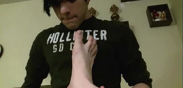  Nude men William and Trace get into some heavy foot idolizing in this